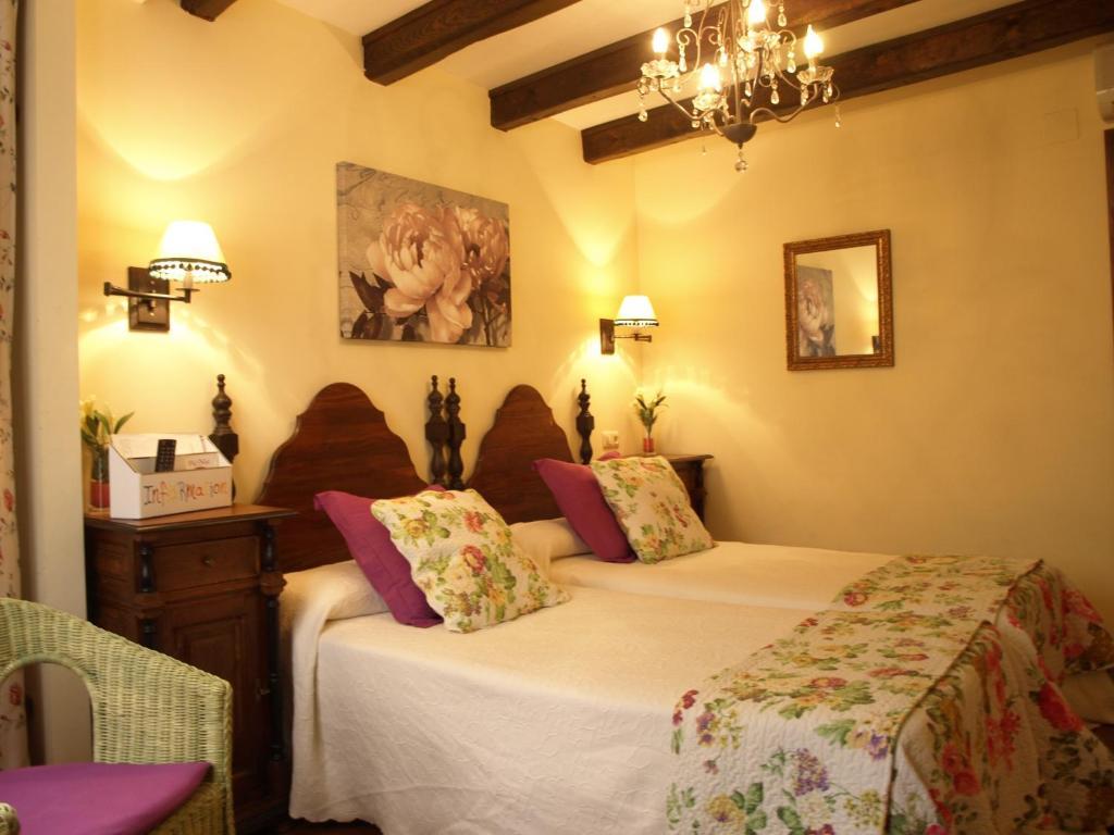 Casa Del Infanzon Hotel Sos del Rey Catolico Ruang foto